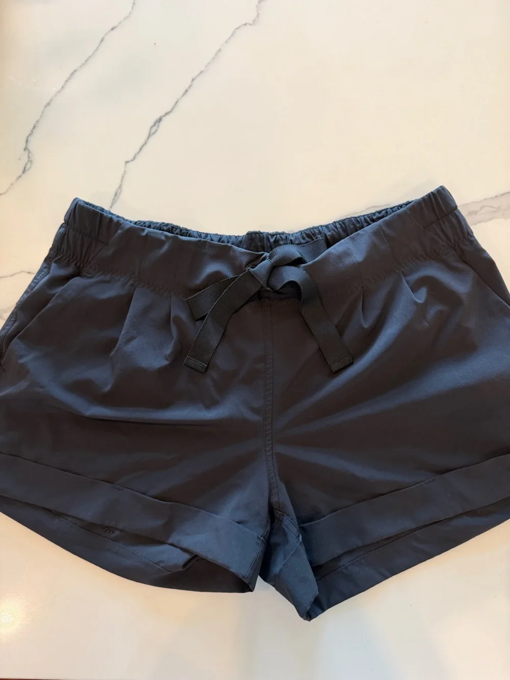 lululemon athletica Women's Spring Break Away Shorts- Black Size 8